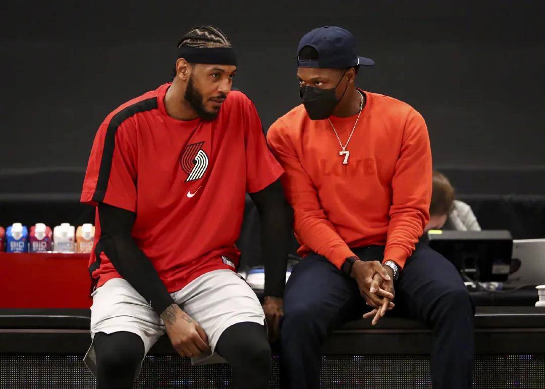 高尔德：穆勒能来温哥华白浪真是太棒了，希望下周我们能夺冠（高尔德：穆勒加盟温哥华白浪令人振奋，盼下周捧杯夺冠）