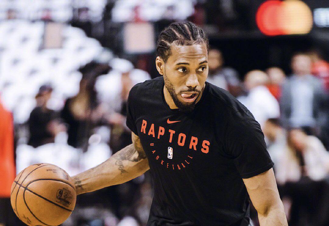 瓦伦西亚对阵塞维利亚：首发阵容与比赛前瞻（瓦伦西亚vs塞维利亚：首发名单与赛前解析）