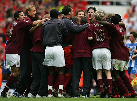 乌迪内斯上次击败那不勒斯已是9年前，当时B费完成梅开二度（乌迪内斯上次战胜那不勒斯已隔9年，B费那役独中两元）