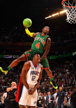 曼联女足比赛厕所厕纸问题仍未解决（曼联女足赛场卫生间厕纸问题尚未得到解决）