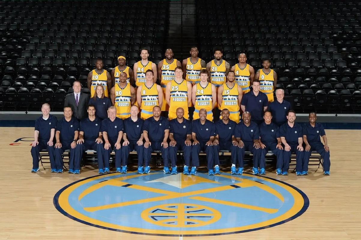 官方：切尔西门将罗伯特·桑切斯当选PFA11月最佳球员（官方：切尔西门将罗伯特·桑切斯获评PFA11月最佳球员）