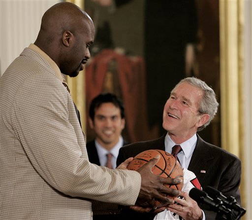 看看谁回来了！今日欧冠对阵闪耀，罗伊斯重返多特主场（罗伊斯归来！欧冠今日焦点对决，多特主场再迎核心）