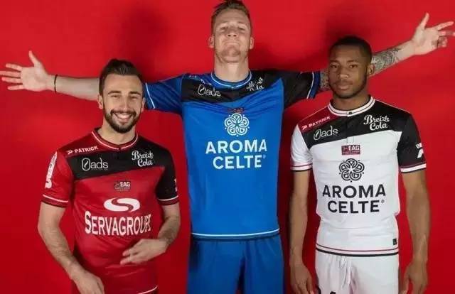 神户主帅：我们知道申花球员的水平，开始阶段我们一度被压制（神户主帅：清楚申花实力，开局一度处于下风）