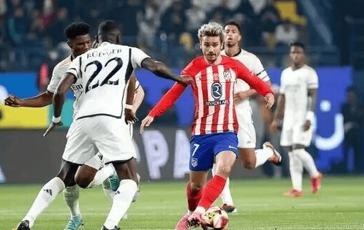 意甲知名媒体人：米兰球员拉比奥特是意大利最佳引援，他的到来让米兰发生了质的变化（意甲名记：拉比奥特被赞为意大利最佳引援，加盟后令米兰实现质变）